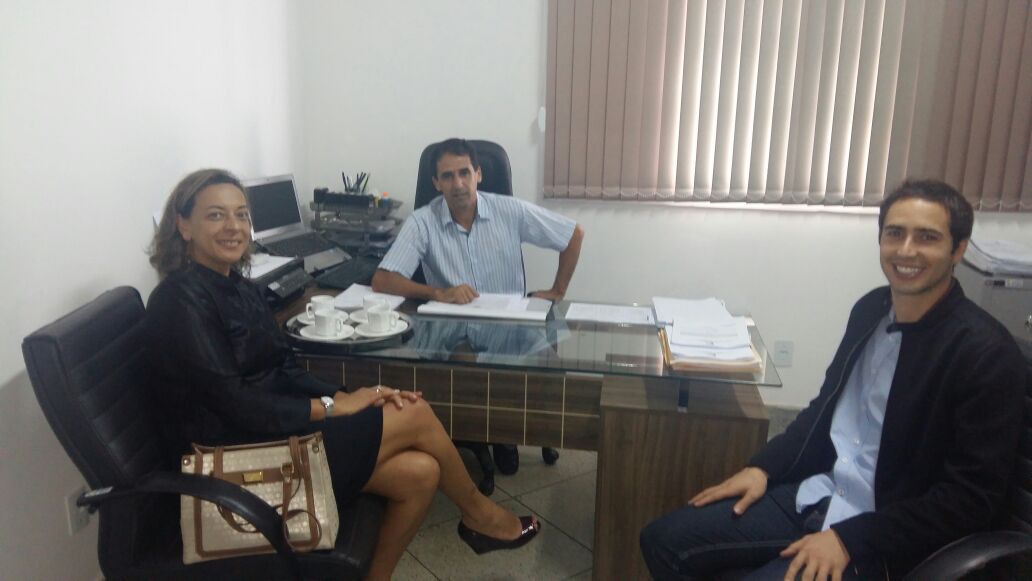 Presidente recebe gerentes da Caixa Econômica em seu gabinete