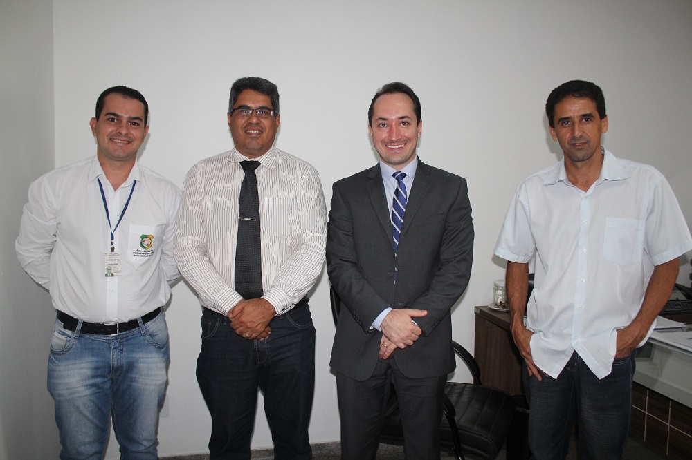 Em reunião na Câmara, o presidente “Biscoito” e o promotor de justiça, Dr. Eliseu, pautam assuntos sobre meio ambiente